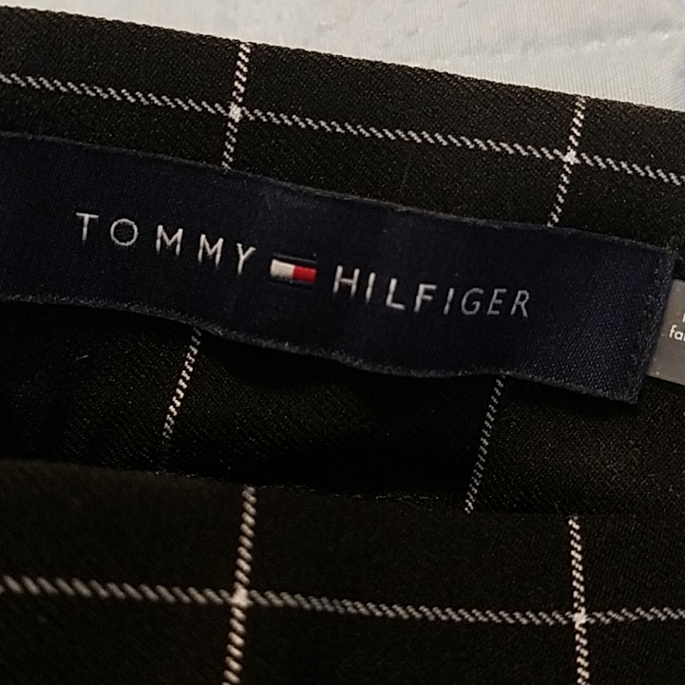 Classic Tommy Hilfiger black plaid pants - Picture 2 of 5